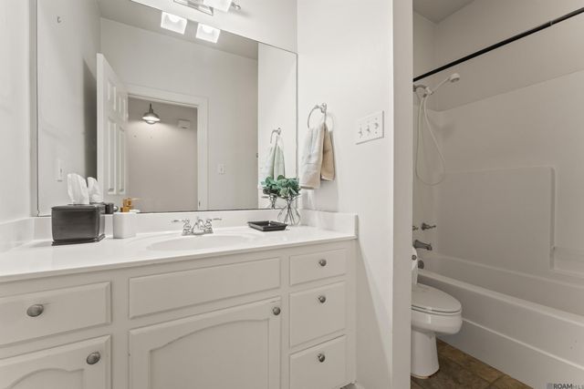 10121 Springpark Ave, Baton Rouge, LA 70810