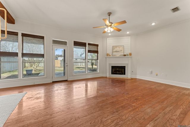 10121 Springpark Ave, Baton Rouge, LA 70810