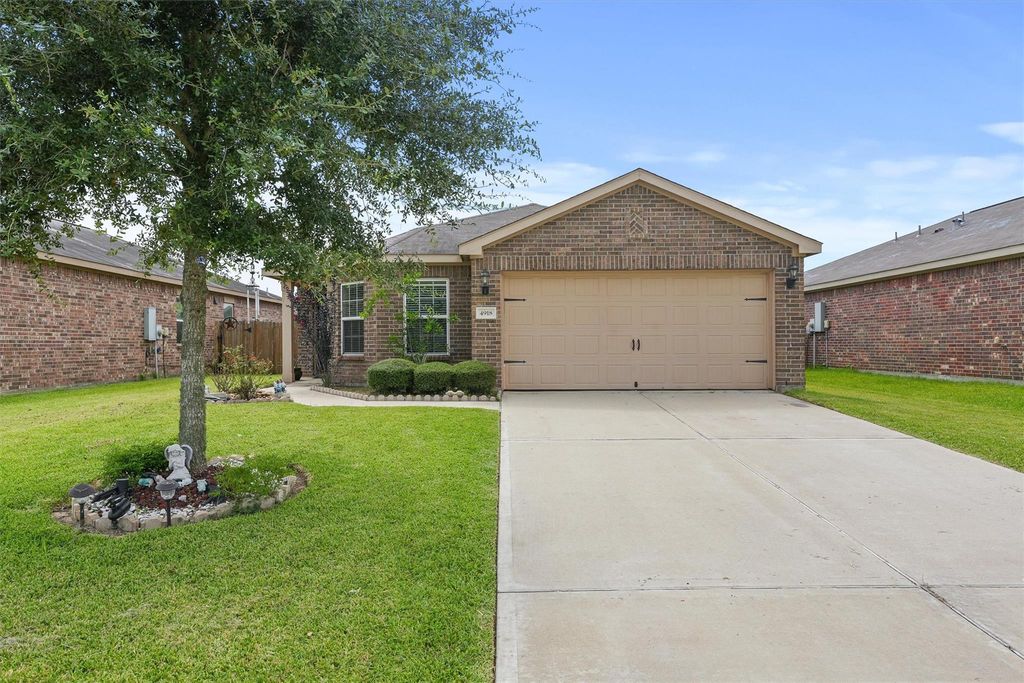 4918 Jagged Cliff Lane, Rosenberg, TX 77469