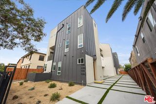 11253 Hatteras Street 1/2, North Hollywood (los Angeles), CA 91601