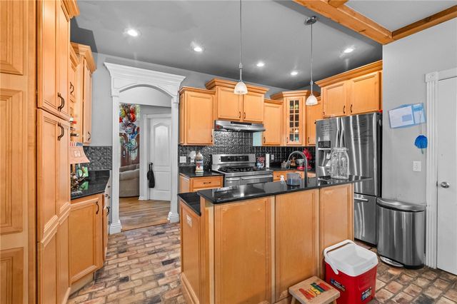 780 E Bryan Lane, Fayetteville, AR 72701
