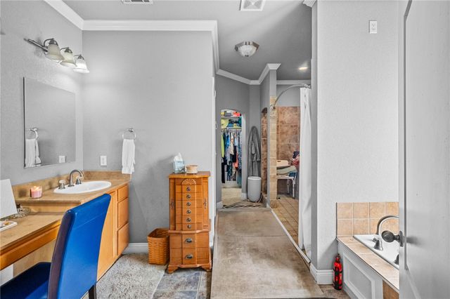 780 E Bryan Lane, Fayetteville, AR 72701
