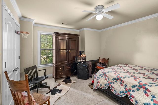780 E Bryan Lane, Fayetteville, AR 72701