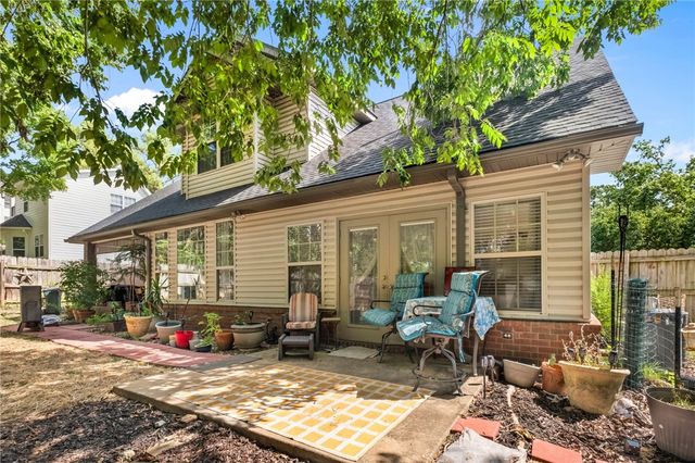 780 E Bryan Lane, Fayetteville, AR 72701