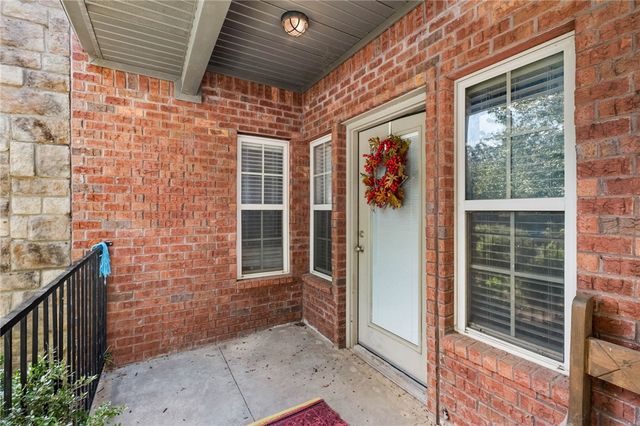780 E Bryan Lane, Fayetteville, AR 72701