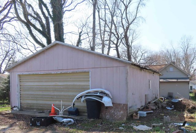 1826 S Bosse Avenue, Evansville, IN 47712