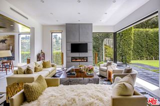 9852 San Circle, Beverly Hills, CA 90210