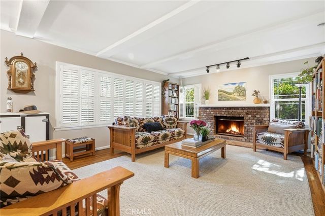 4963 Haskell, Encino, CA 91436