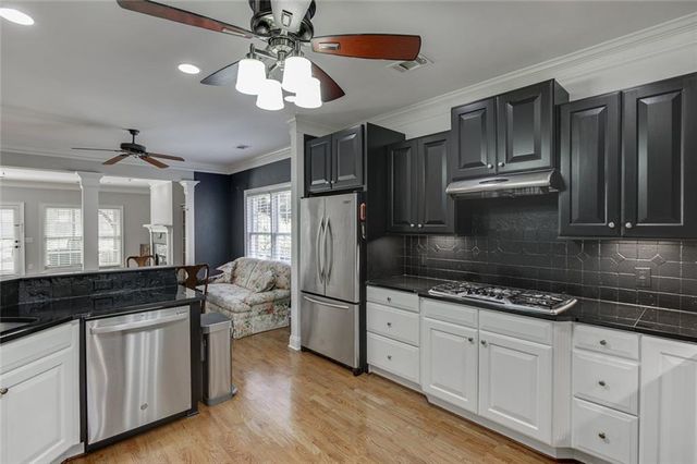 2727 Bearcreek Place, Buford, GA 30519