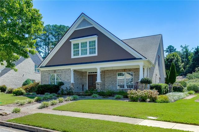 2727 Bearcreek Place, Buford, GA 30519