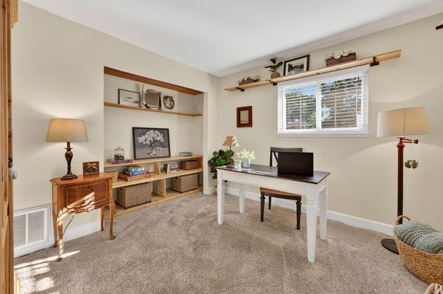 12631 Eckard Way, Auburn, CA 95603