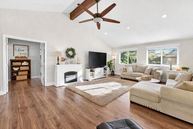 12631 Eckard Way, Auburn, CA 95603