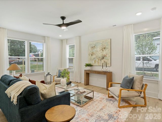1129 E 35th Street, Charlotte, NC 28205