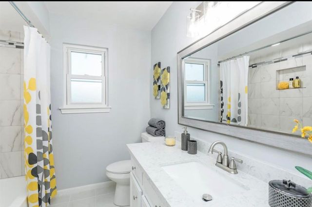 15614 Pebble Bend Drive, Houston, TX 77068