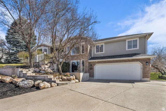 882 E WINDSOR LN, Kaysville, UT 84037