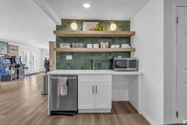 882 E WINDSOR LN, Kaysville, UT 84037