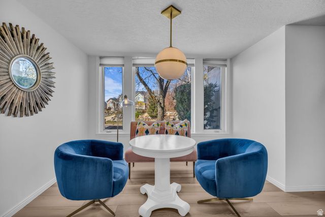 882 E WINDSOR LN, Kaysville, UT 84037