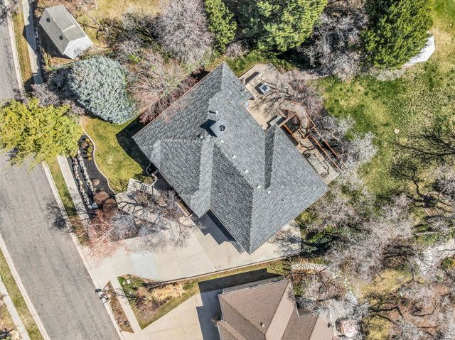 882 E WINDSOR LN, Kaysville, UT 84037