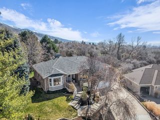 882 E WINDSOR LN, Kaysville, UT 84037