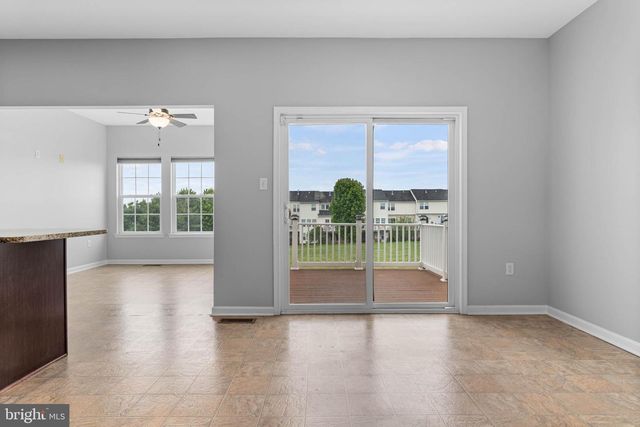 4 TUXFORD LN, Coatesville, PA 19320
