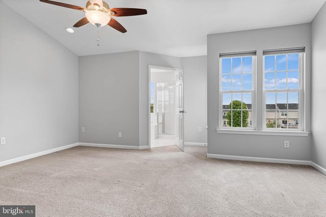 4 TUXFORD LN, Coatesville, PA 19320