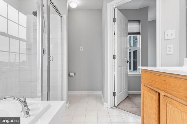 4 TUXFORD LN, Coatesville, PA 19320