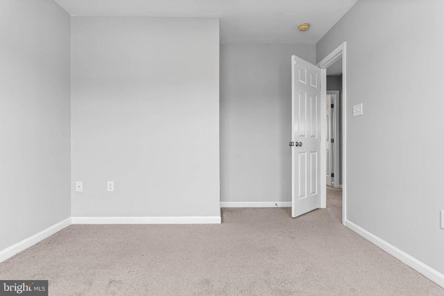4 TUXFORD LN, Coatesville, PA 19320