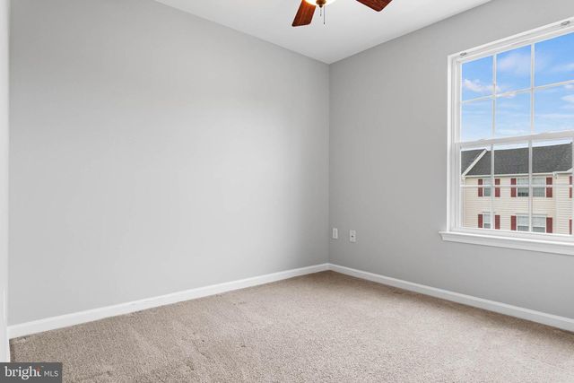 4 TUXFORD LN, Coatesville, PA 19320