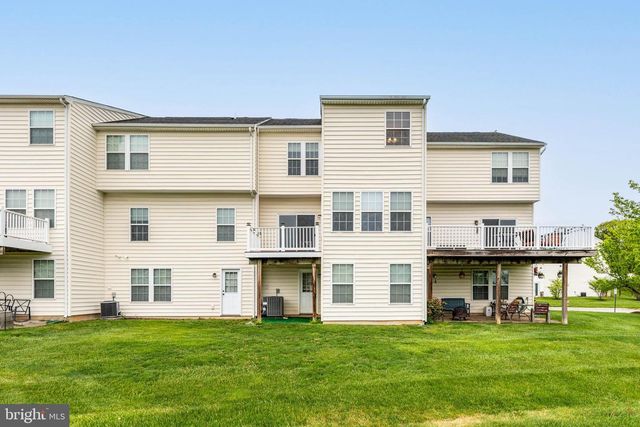 4 TUXFORD LN, Coatesville, PA 19320