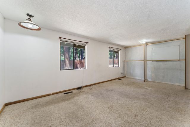 19143 Pumice Butte Road, Bend, OR 97702
