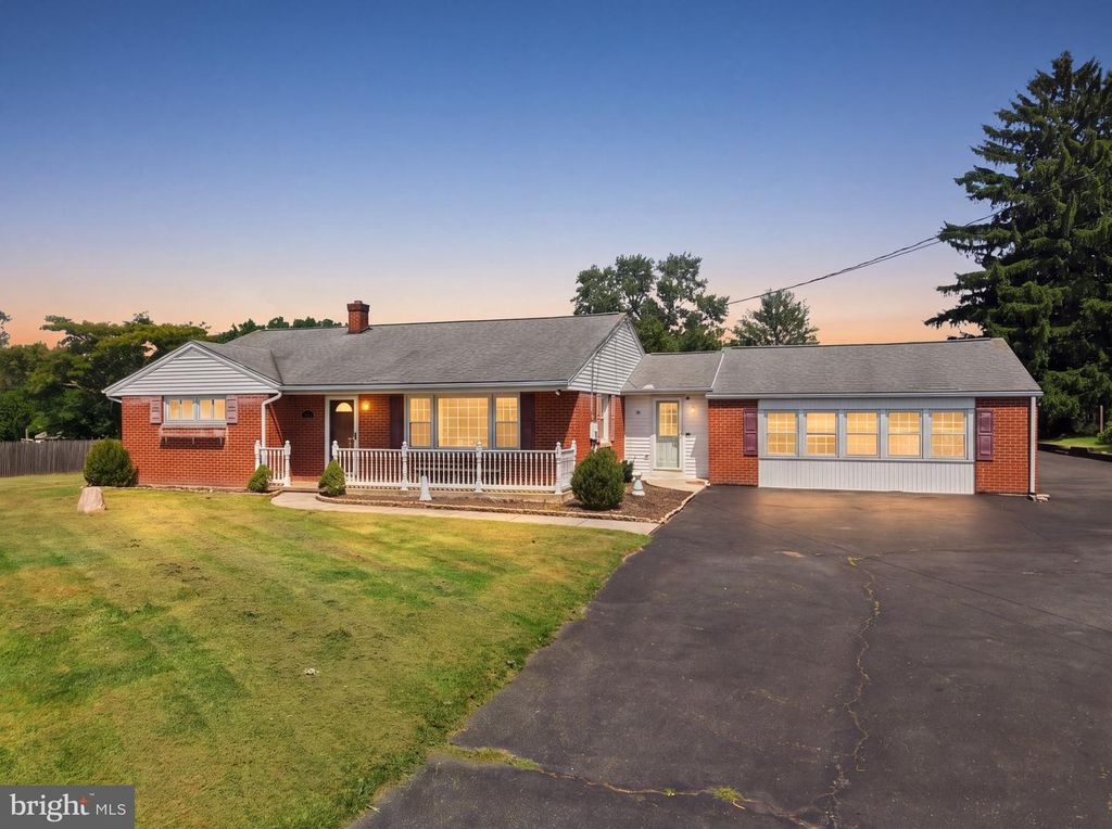 19 DAIRY LN, BARTO, PA 19504 — photo 2
