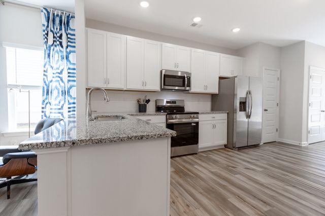 949 Andasia Way, Clarksville, TN 37042