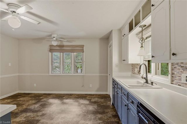 6 Hidden Valley Court, Greensboro, NC 27407