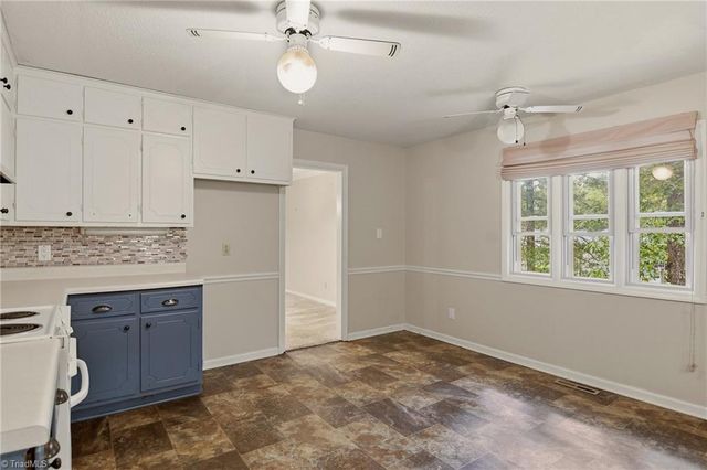 6 Hidden Valley Court, Greensboro, NC 27407