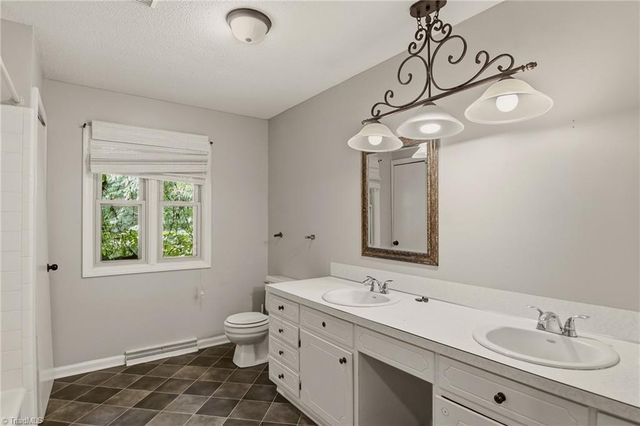6 Hidden Valley Court, Greensboro, NC 27407