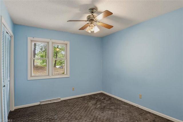 6 Hidden Valley Court, Greensboro, NC 27407