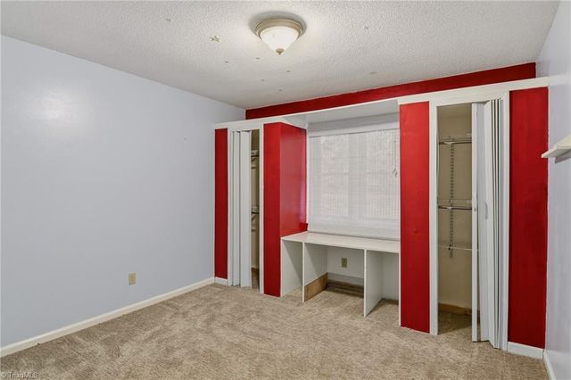 6 Hidden Valley Court, Greensboro, NC 27407