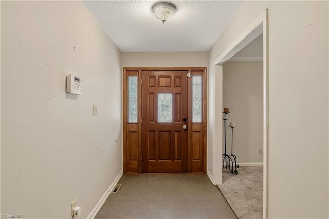 6 Hidden Valley Court, Greensboro, NC 27407