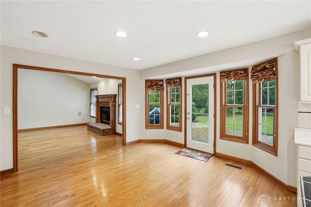 4254 Sarahs Way, Sugarcreek Twp, OH 45440