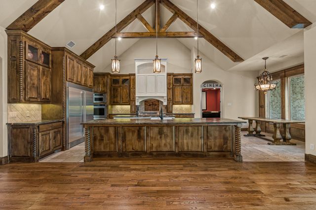7809 Bella Flora Drive, Fort Worth, TX 76126