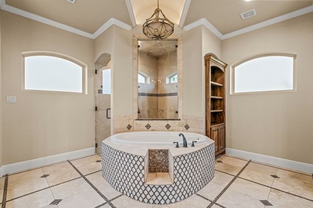 7809 Bella Flora Drive, Fort Worth, TX 76126