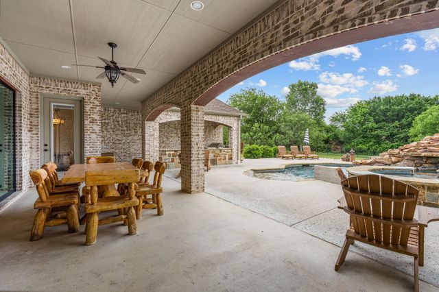 7809 Bella Flora Drive, Fort Worth, TX 76126