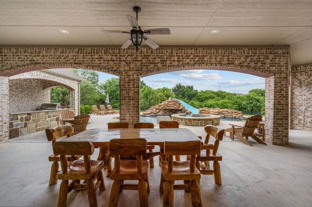 7809 Bella Flora Drive, Fort Worth, TX 76126