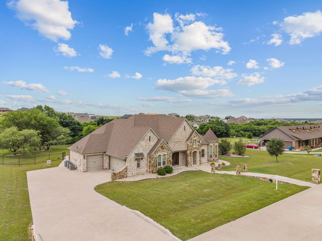 7809 Bella Flora Drive, Fort Worth, TX 76126