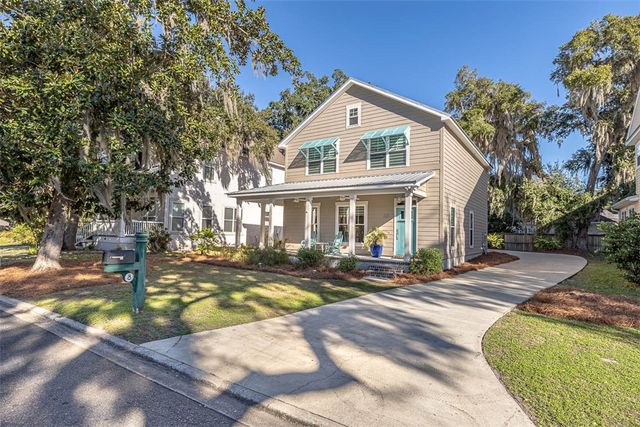 123 Serenity Lane, St Simons Island, GA 31522