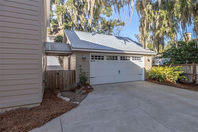 123 Serenity Lane, St Simons Island, GA 31522