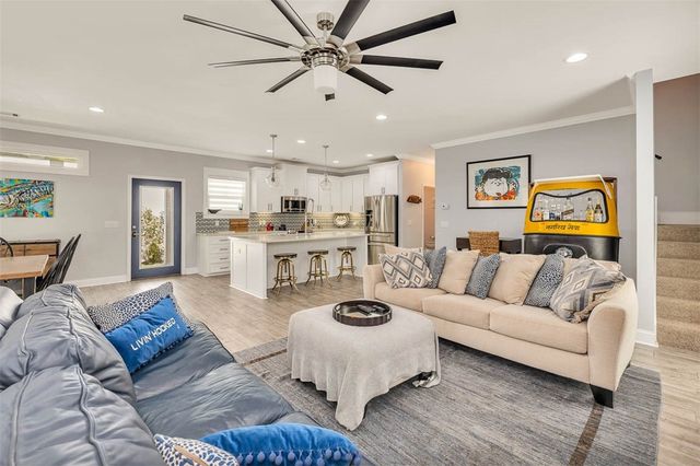 123 Serenity Lane, St Simons Island, GA 31522