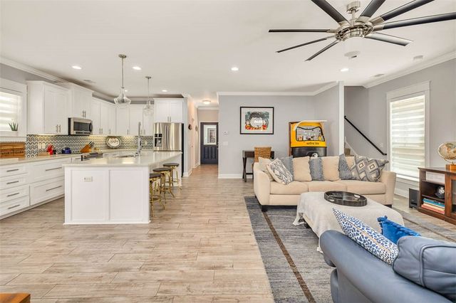 123 Serenity Lane, St Simons Island, GA 31522