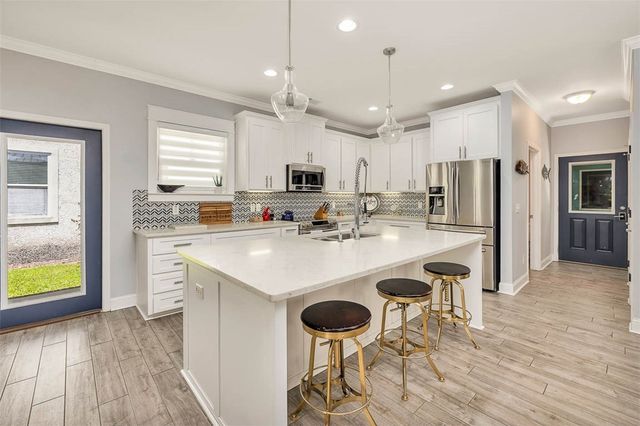 123 Serenity Lane, St Simons Island, GA 31522