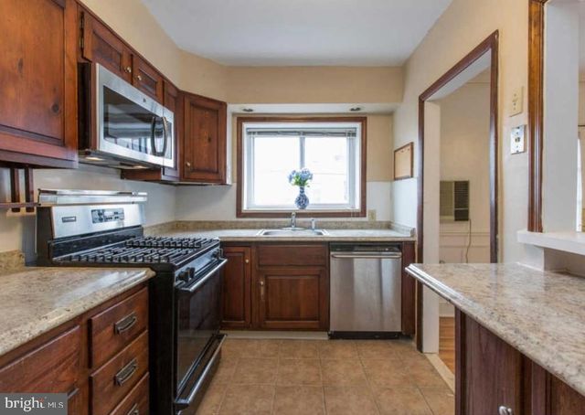 165 STONEWAY LN, Bala Cynwyd, PA 19004